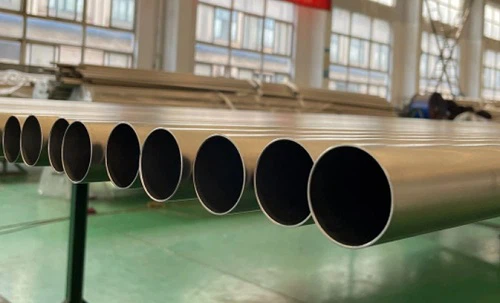 Welding repair process for condenser titanium pipe